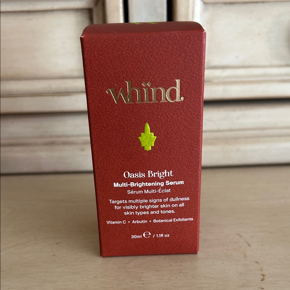 Hind Oasis Bright Multi-Brightening Serum - Red